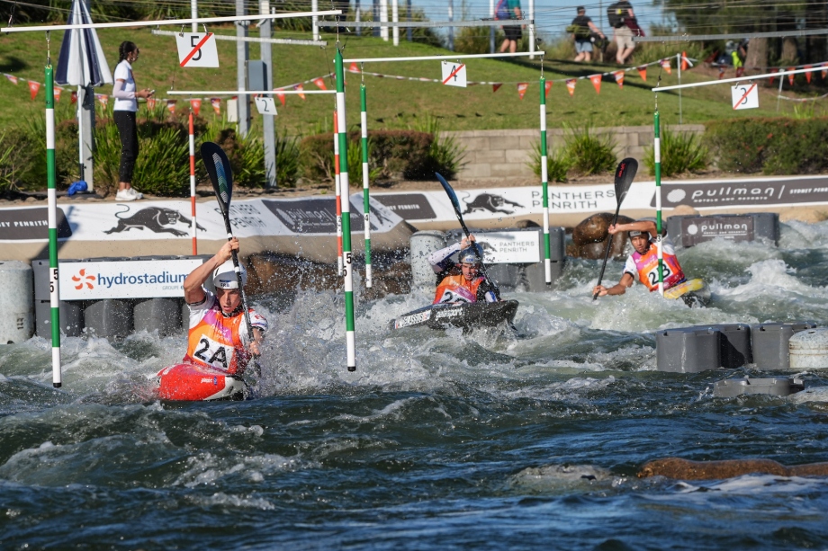 Titouan Castryck leads France to men's K1 teams glory in Sydney France Sydney 2025 kayak teams